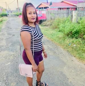 Meet your Posher, Sheena